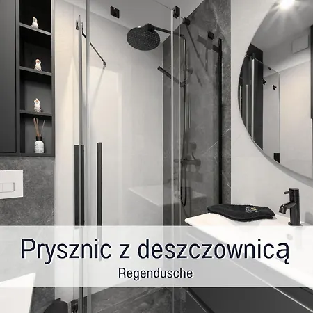Nowy Z Balkonem Blisko Morza - *